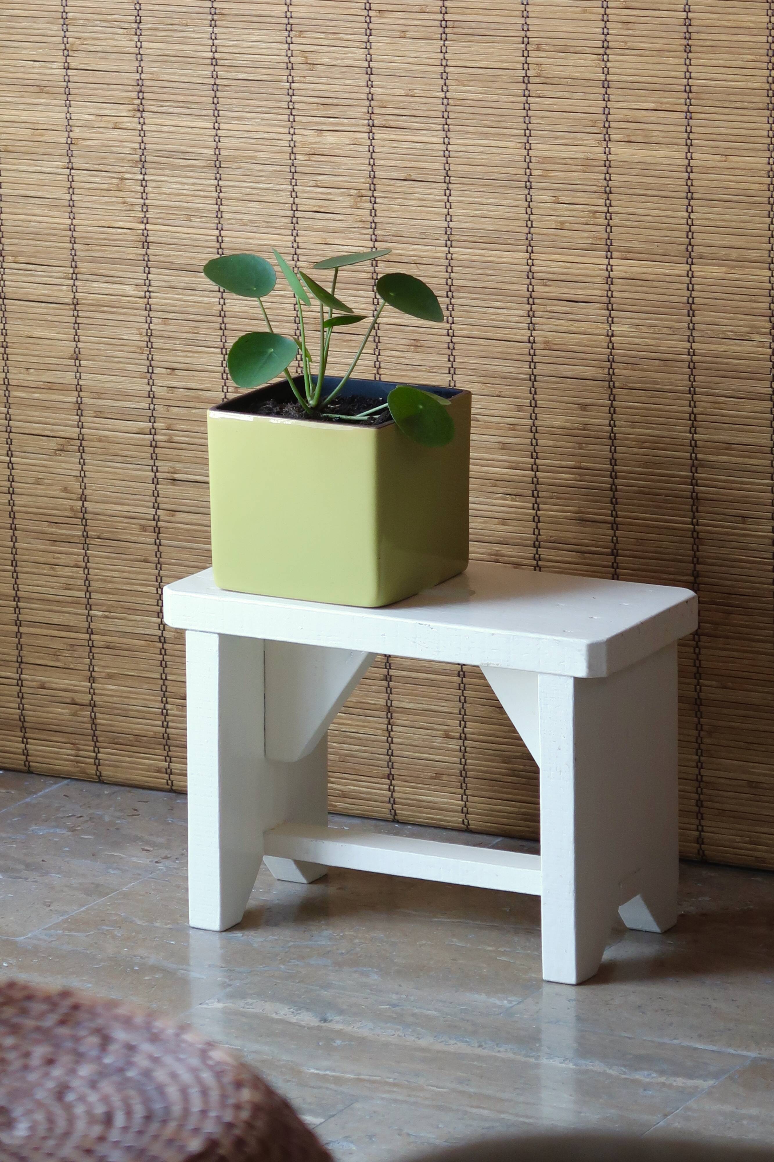 bench rests white wooden feet, 50s