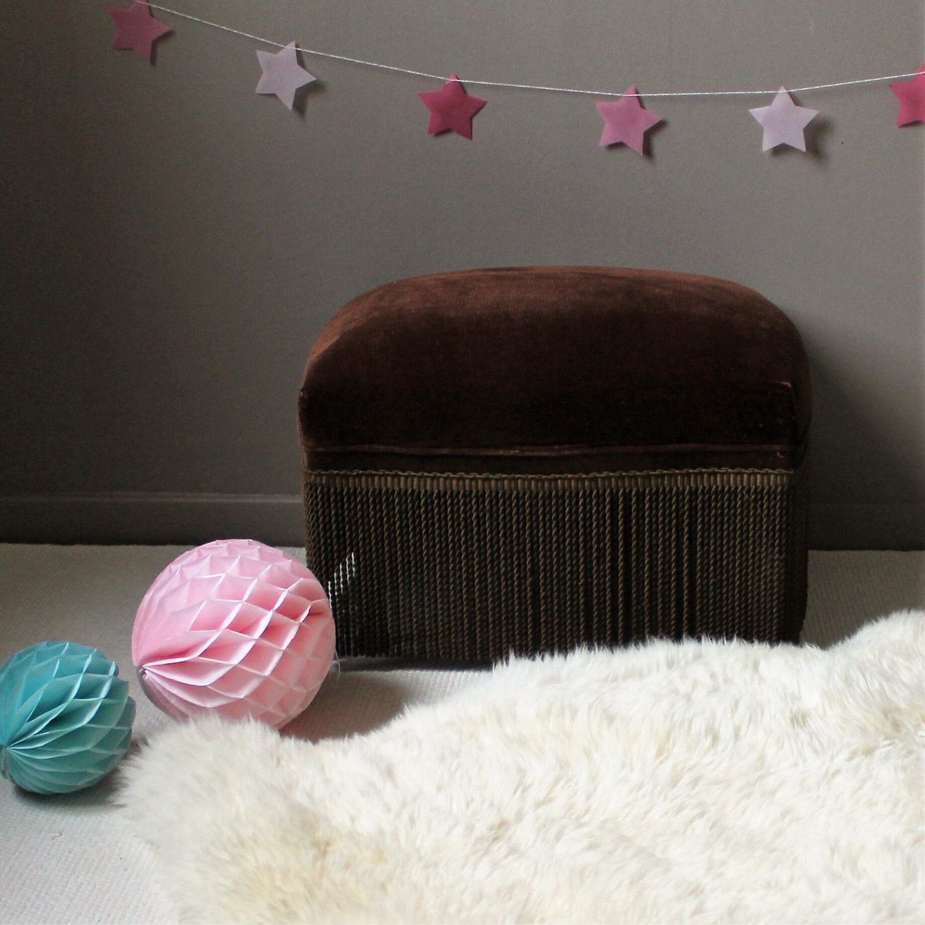 Fauteuil crapaud  & ottoman vintage velours brun profond
