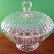 Drageoir en verre ou cristal moulé,