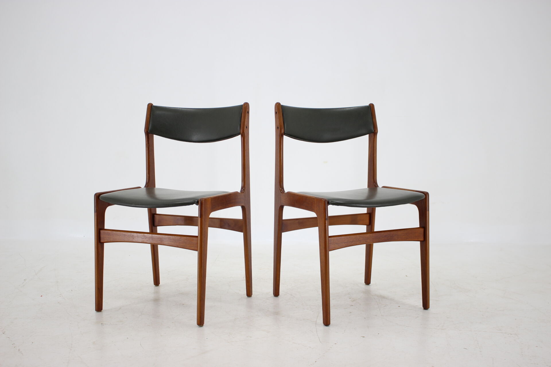 Ensemble de 6 chaises de salle à manger danoises en teck/cuir, années 1960