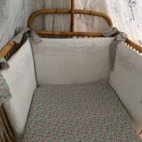 Vintage rattan/wicker cradle with gooseneck