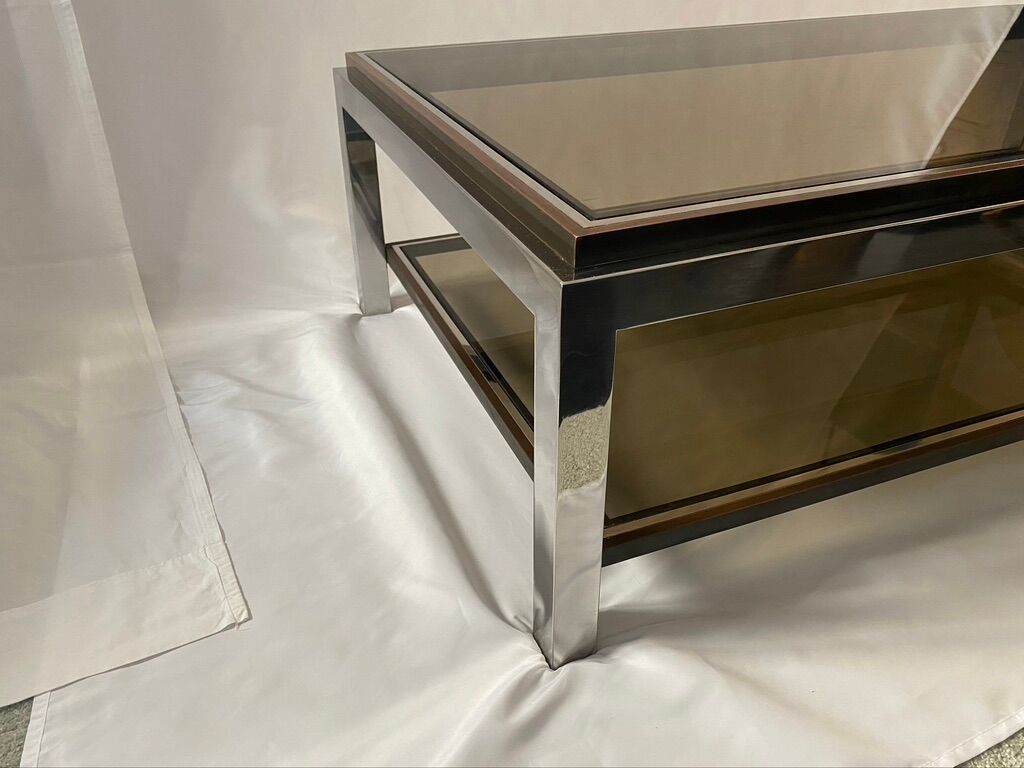 Table basse bicolore des années 1970 avec verre fumé d’après Willy Rizzo