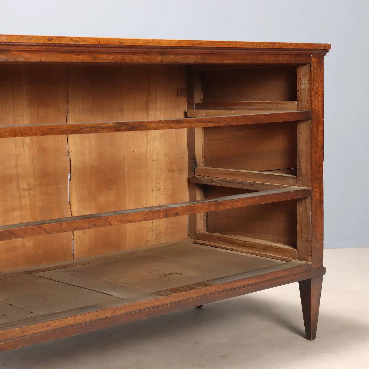 Commode Directoire ancienne en noyer 3 tiroirs XIXe siècle