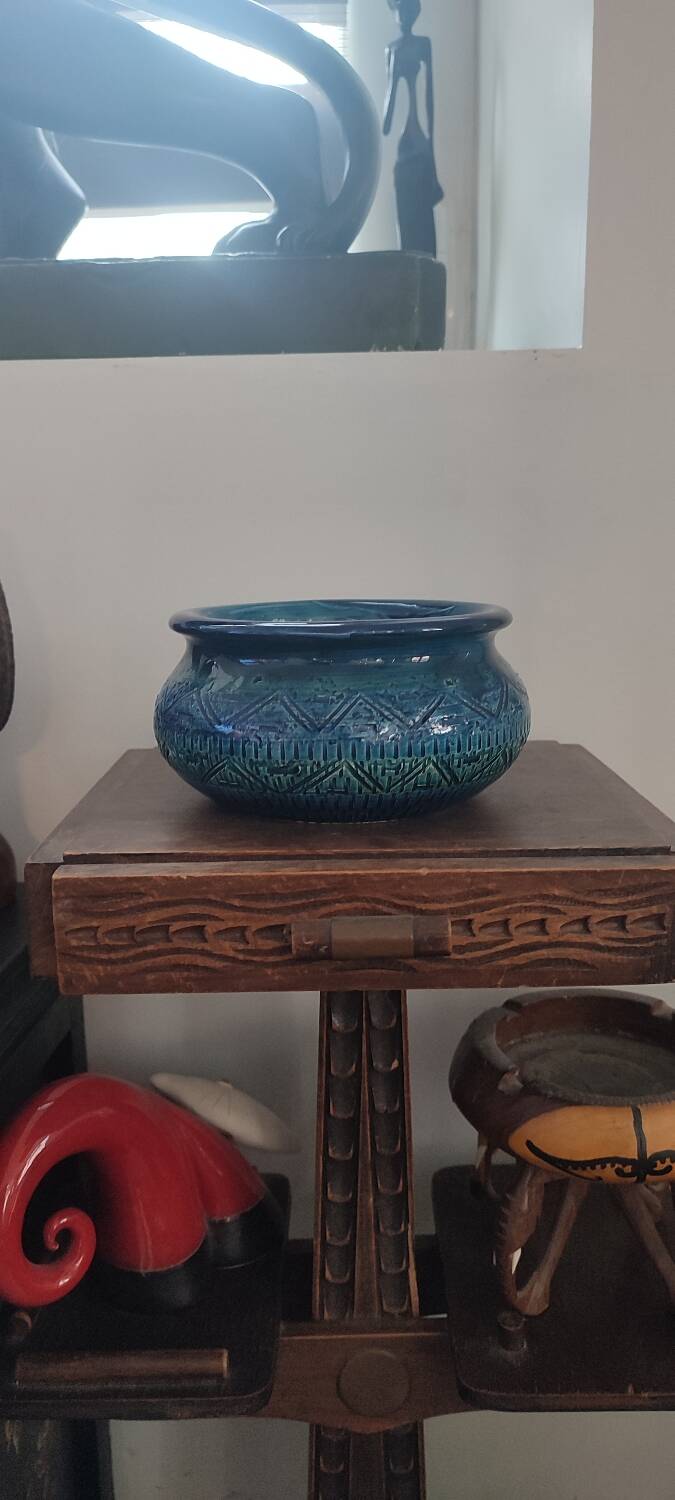 Rimini Blue ceramic cache-pot, Aldo Londi, Bitossi