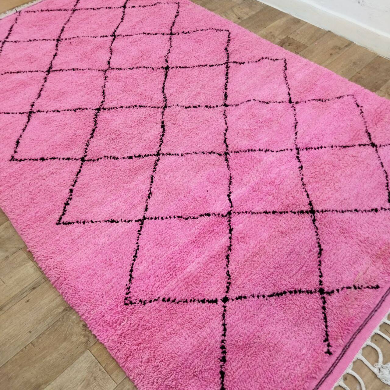 Azilal Berber rug in handmade wool 300 X 190 CM