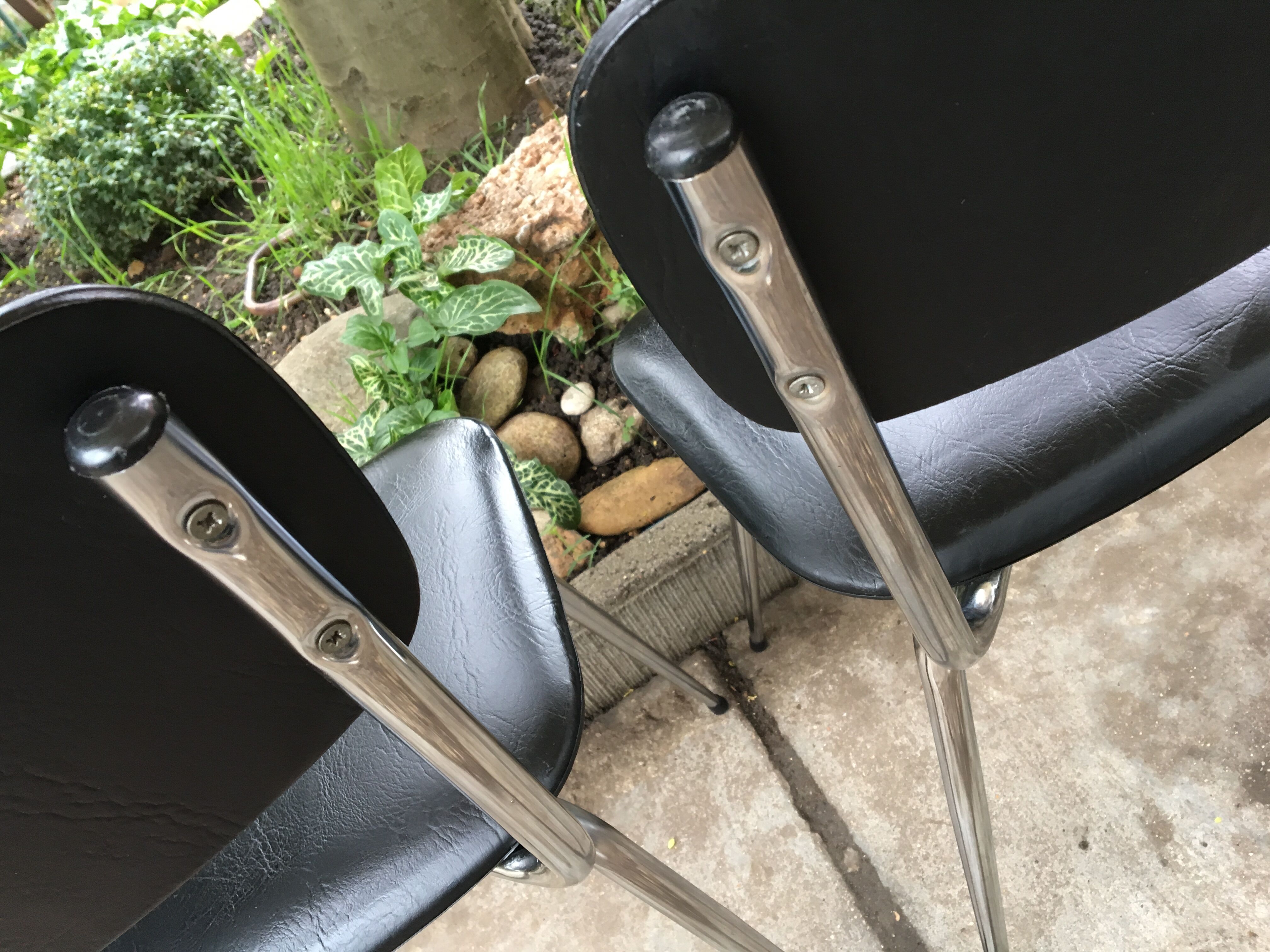 Chairs skaï  and  chrome