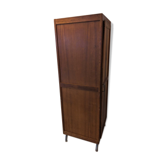 Armoire vestiaire d’internat