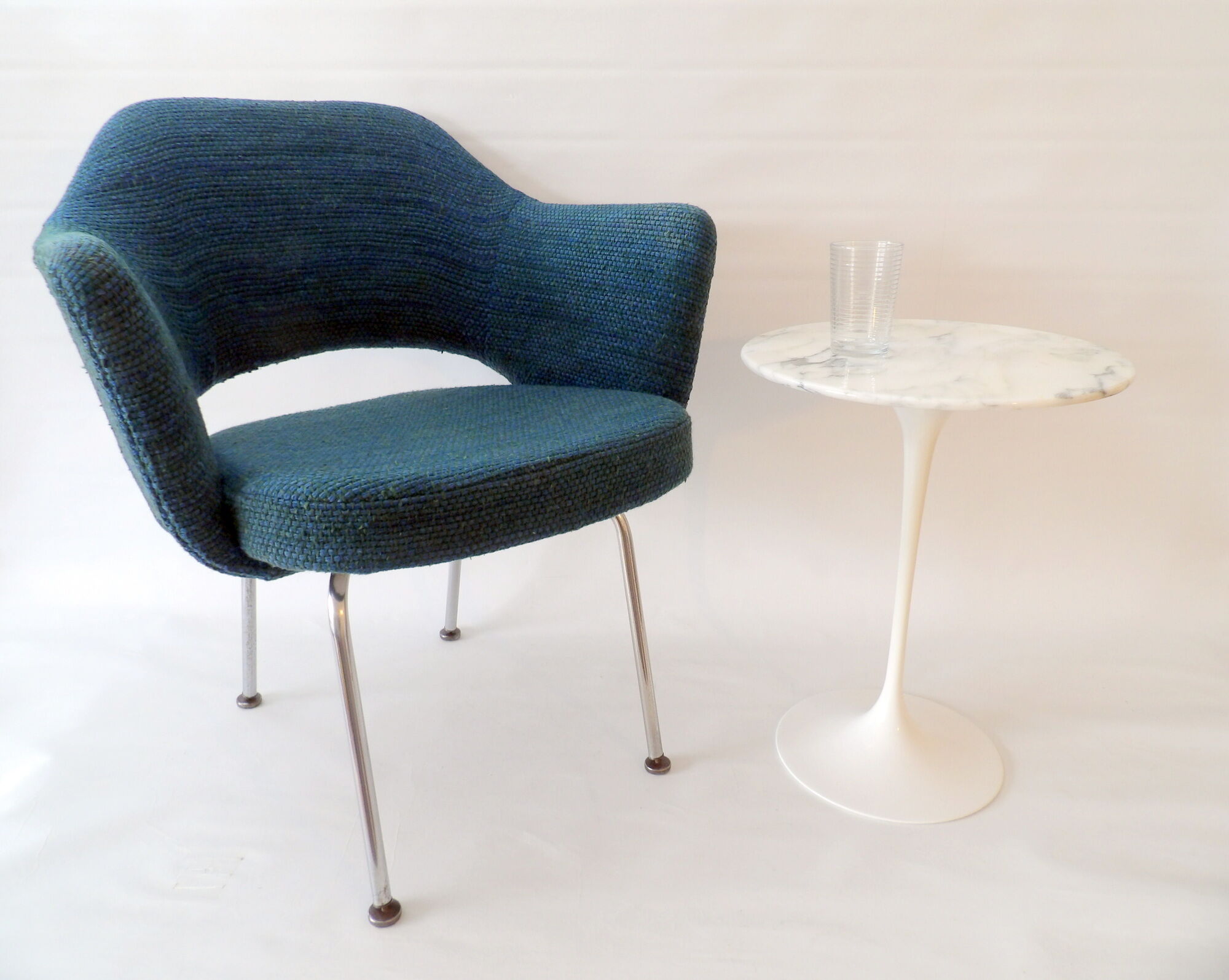 Vintage and original Saarinen executive chair for Knoll / De Coene circa 1958