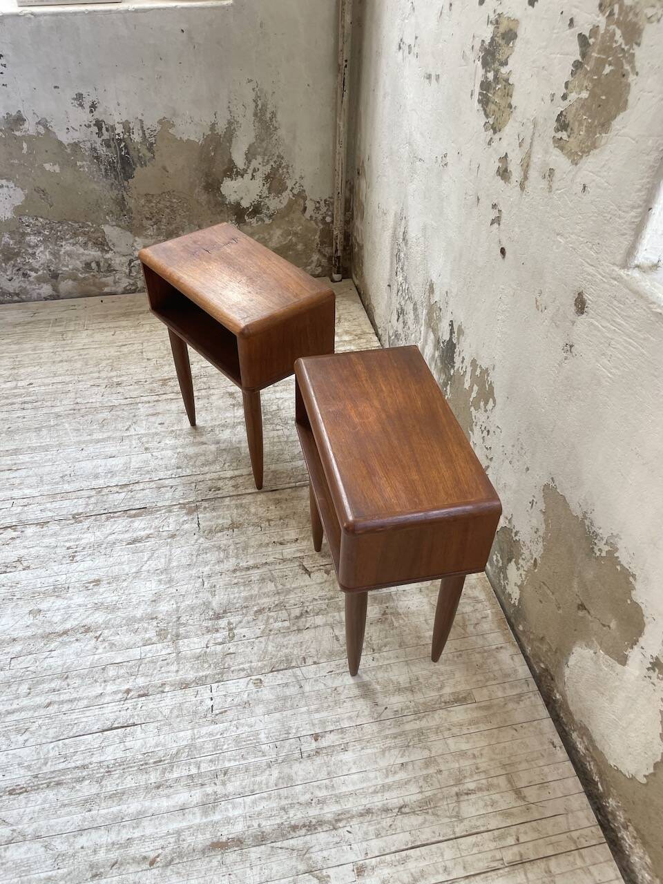 Paire de chevet scandinave en teck