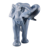 Éléphant en céramique bleu clair