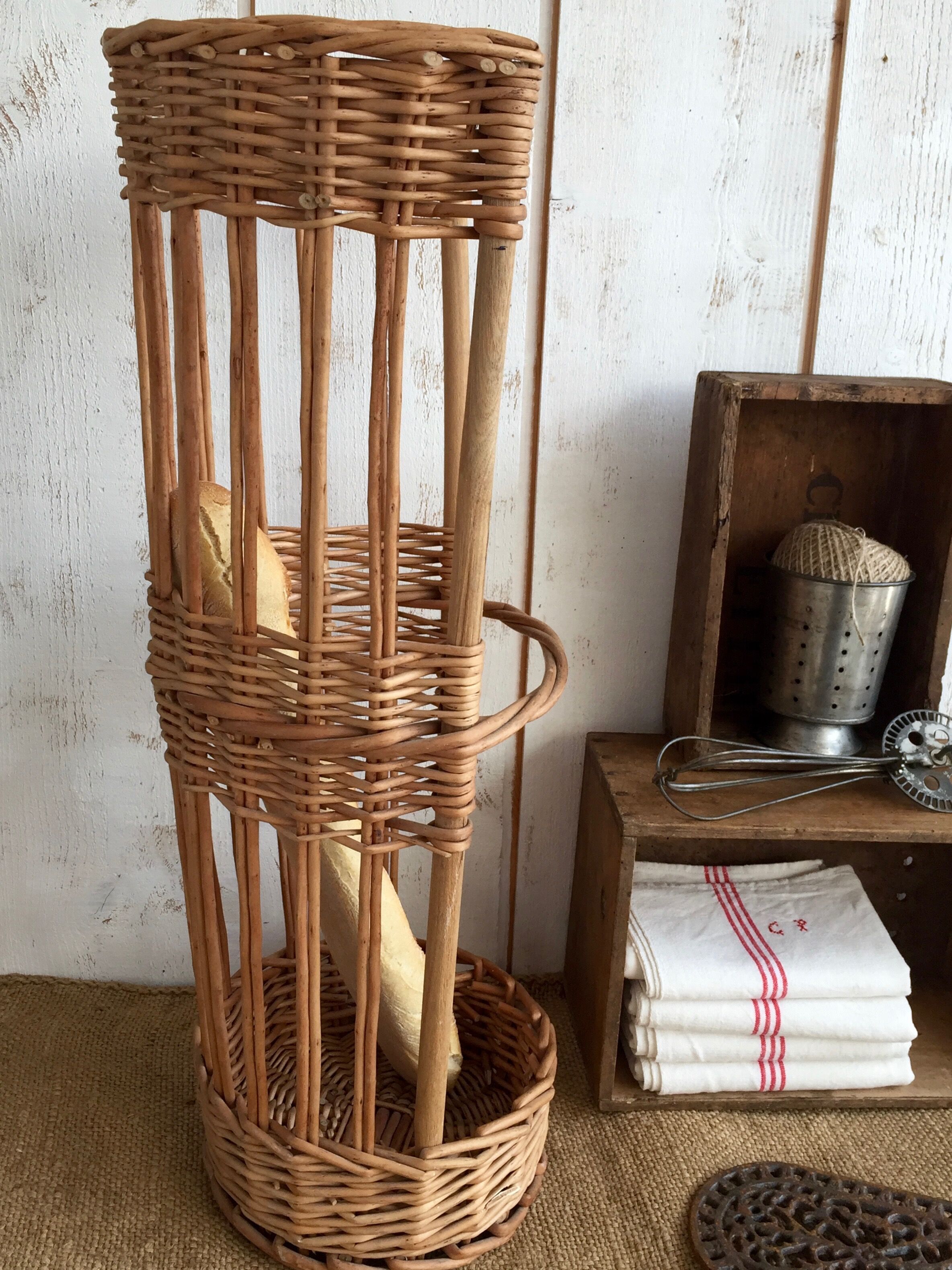 Bakery basket