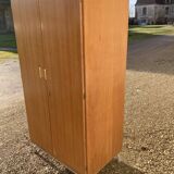 2-door boarding cabinet