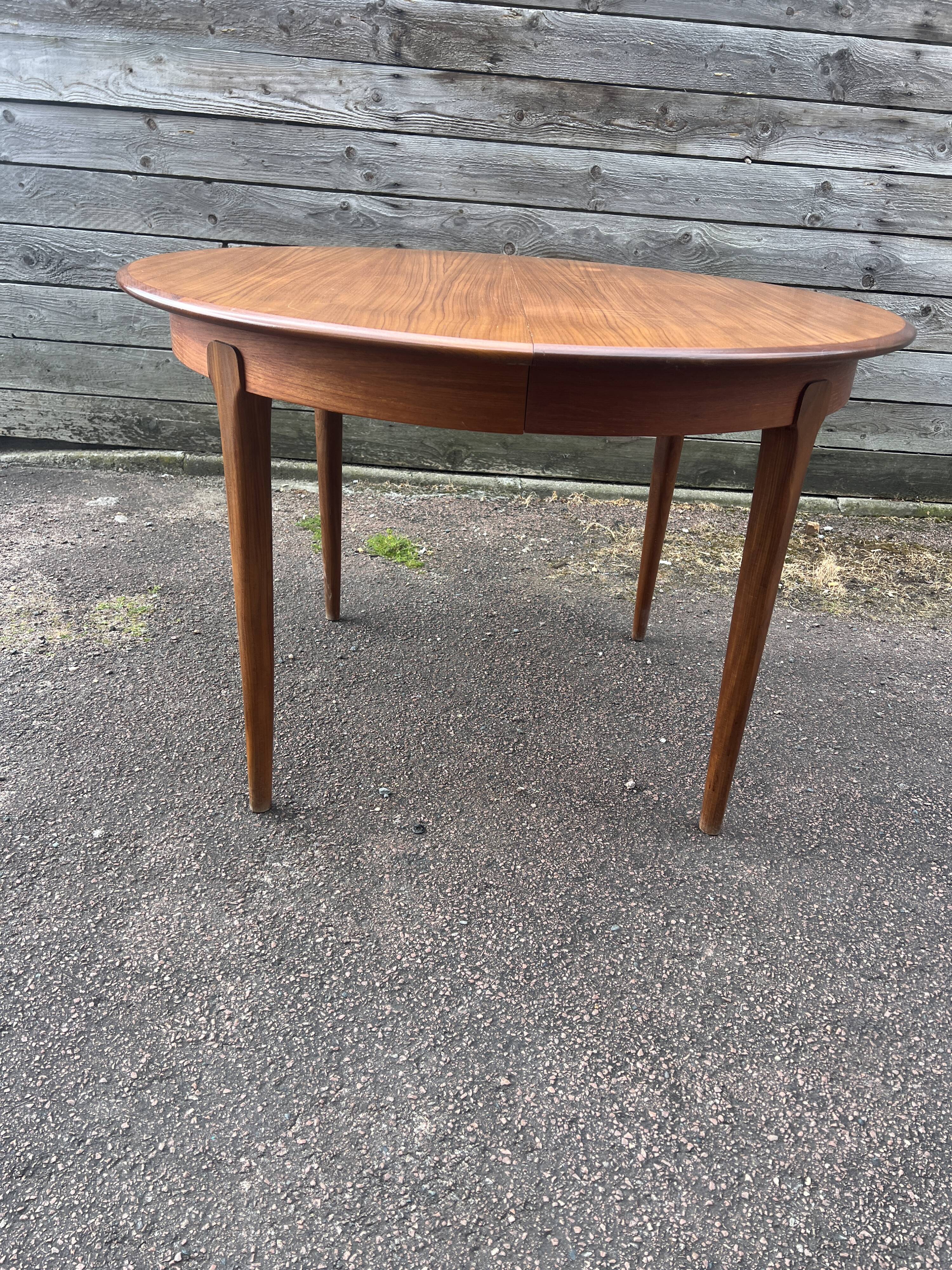 Teak table, extendable, 1960s