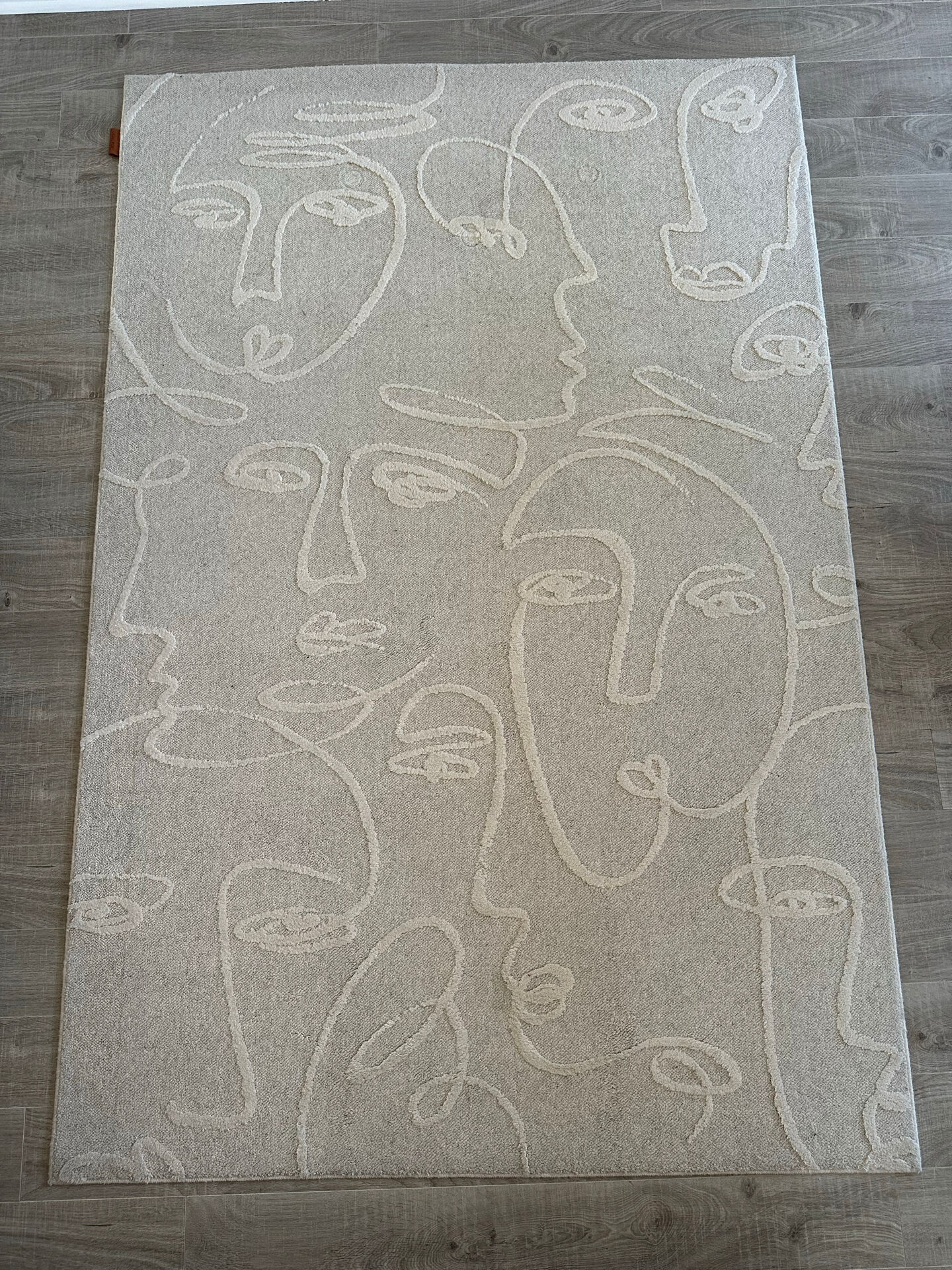 Contemporary Faces beige rug by Ligne Pure – 160 × 240 cm – New