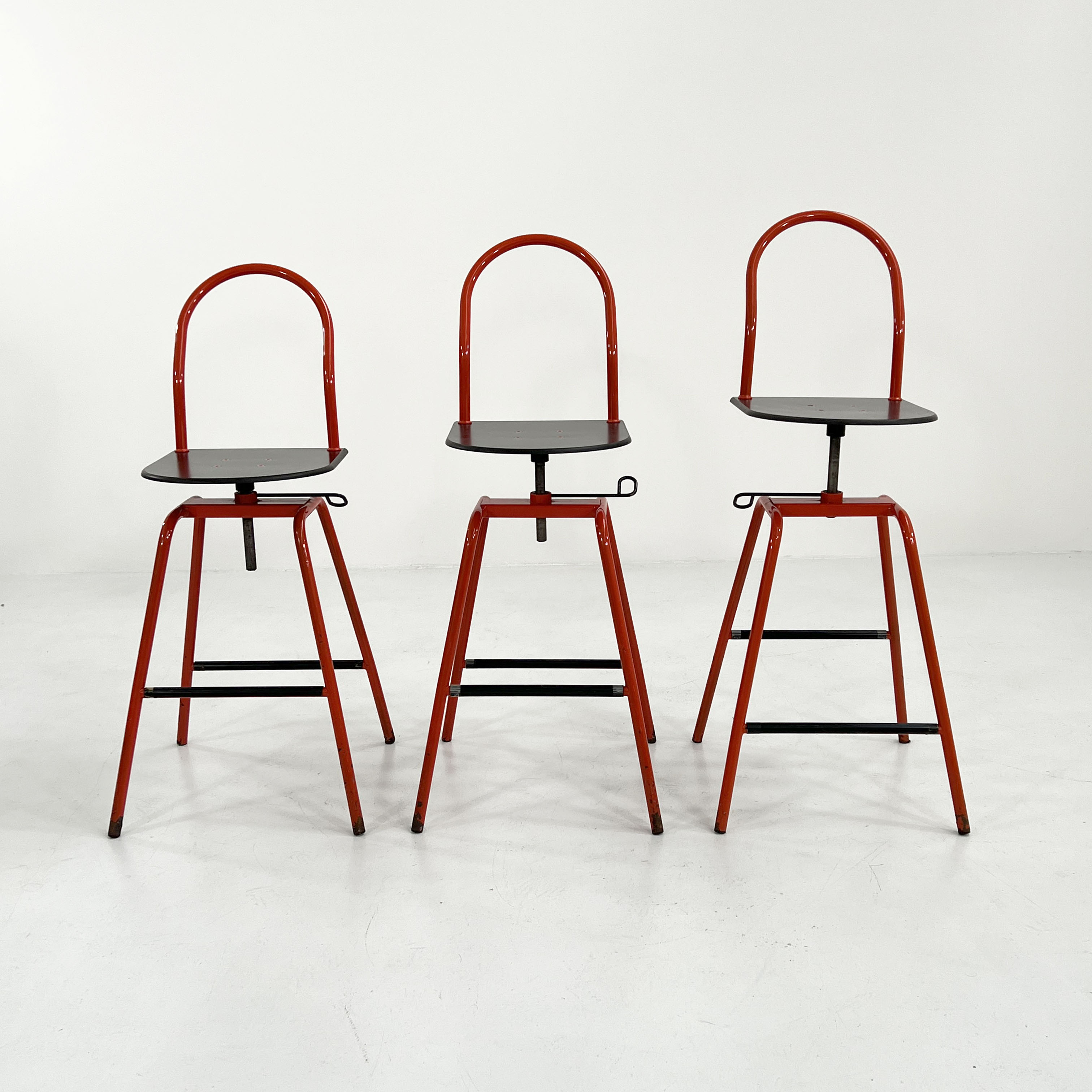 Adjustable and Swivel Bar Stool Il Bottone by Paolo Parigi for Heron Parigi, 1980