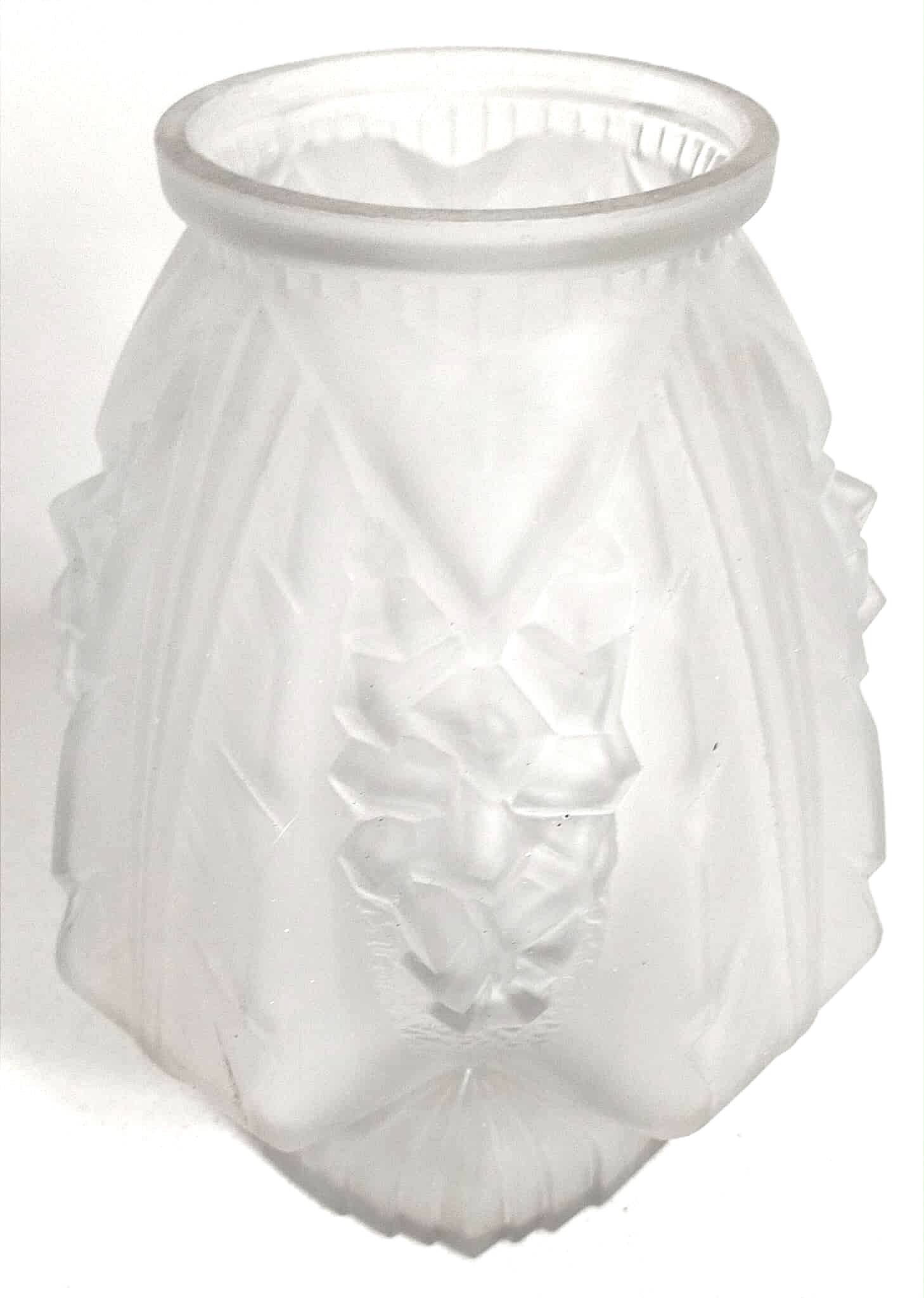 Art vase signed Muller, Height 20 cm