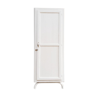 Armoire vintage de pensionnat
