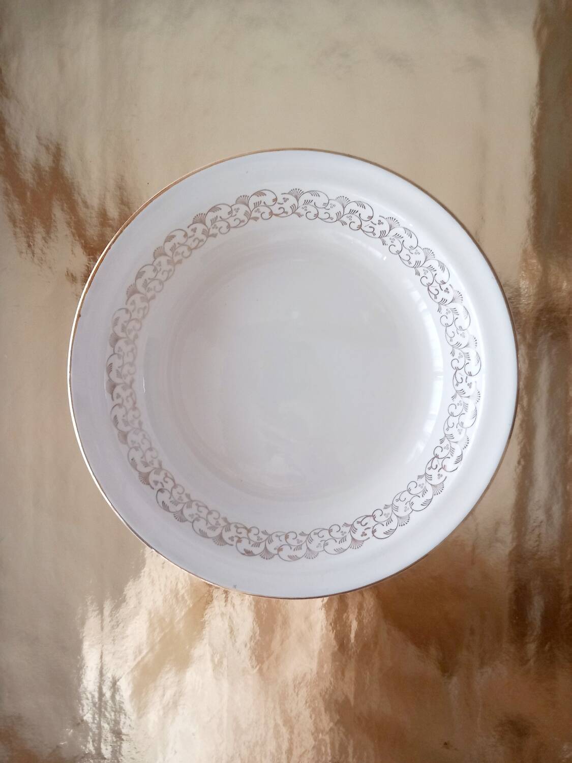 Sarreguemine and Digoin serving dish