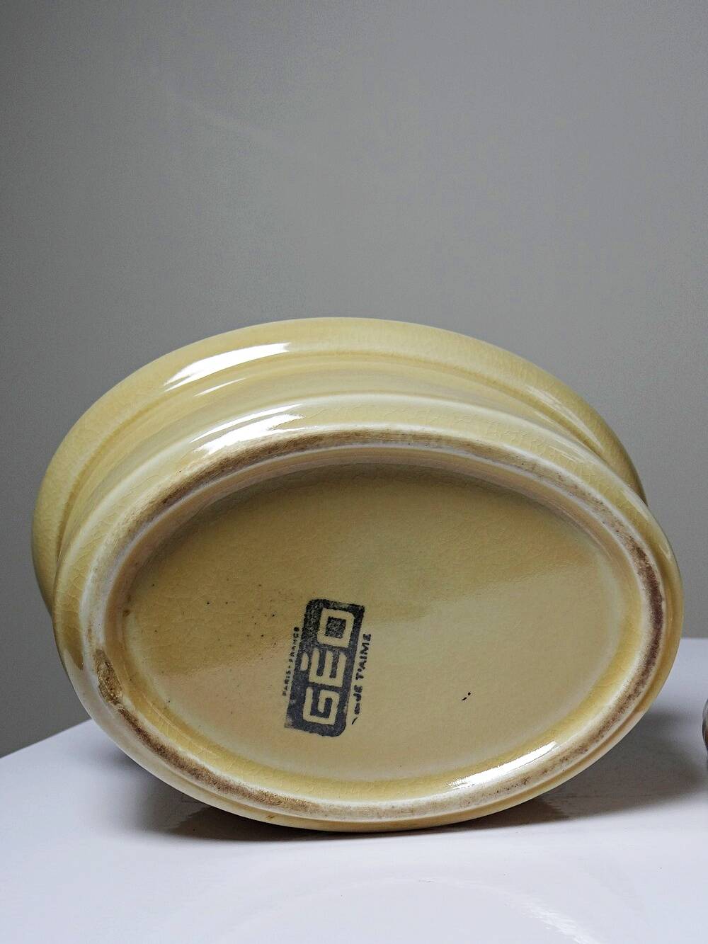 Small vintage terrine GEO from the 50s-60s, beige ceramic duck.