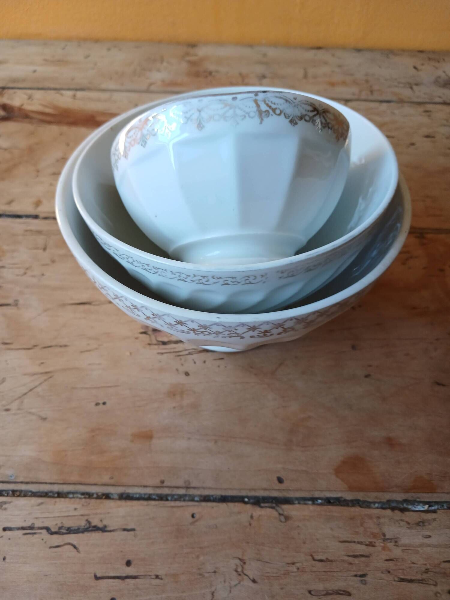 Set of 3 white and gold antique bowls - porcelain cups