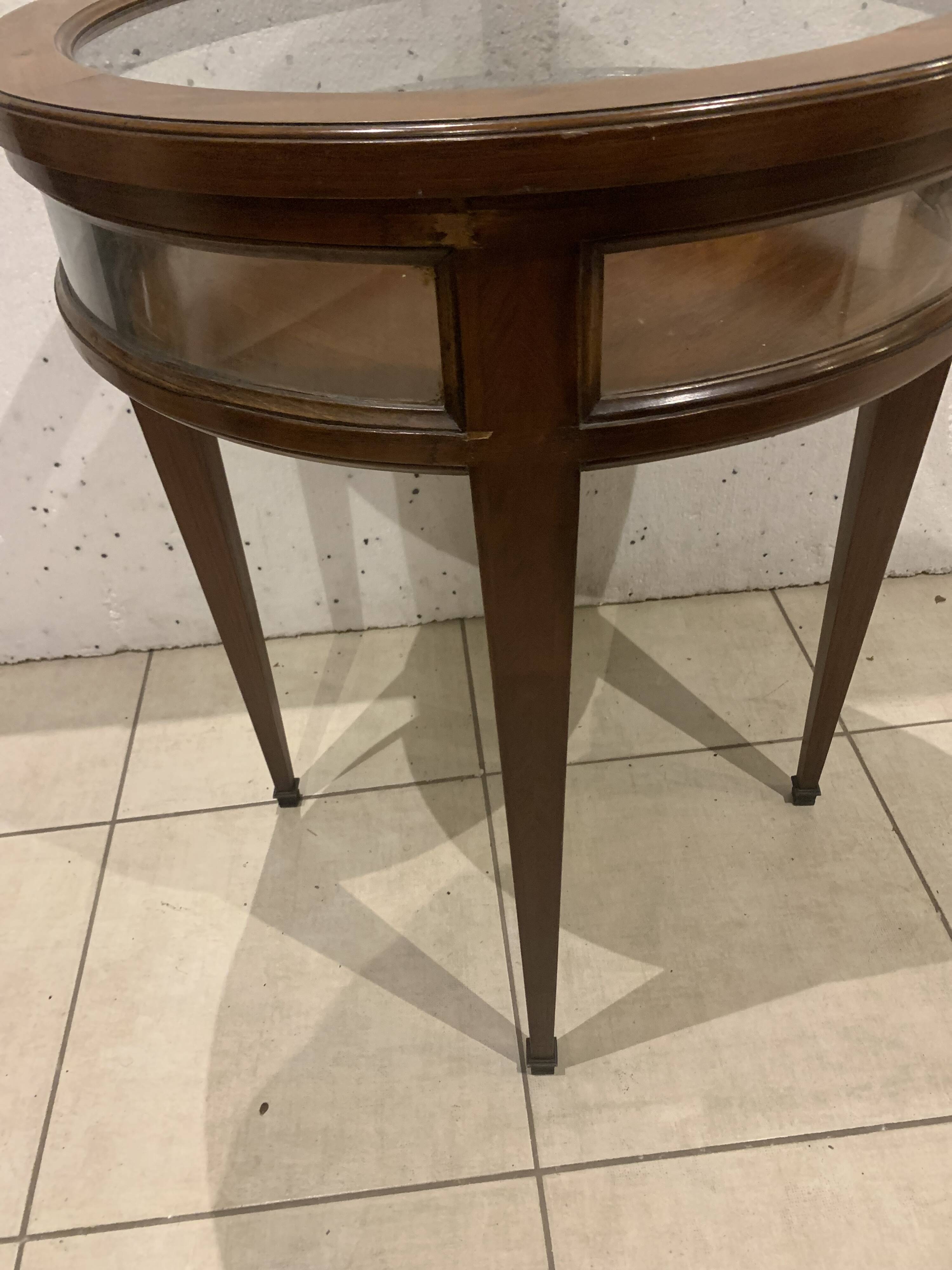 Pedestal table Louis XVI style showcase with removable top XX century