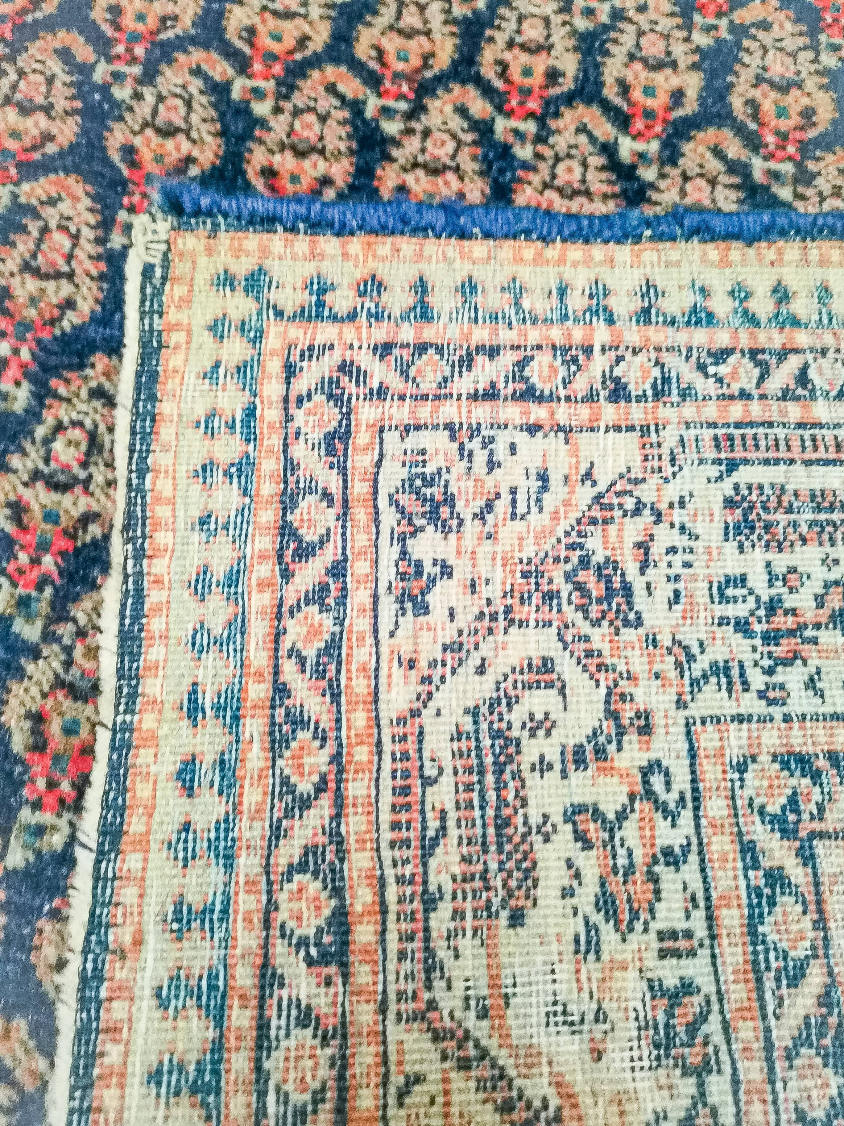 Ancient handmade Persian Oriental rug Myr 1.90 x 1 .40 m
