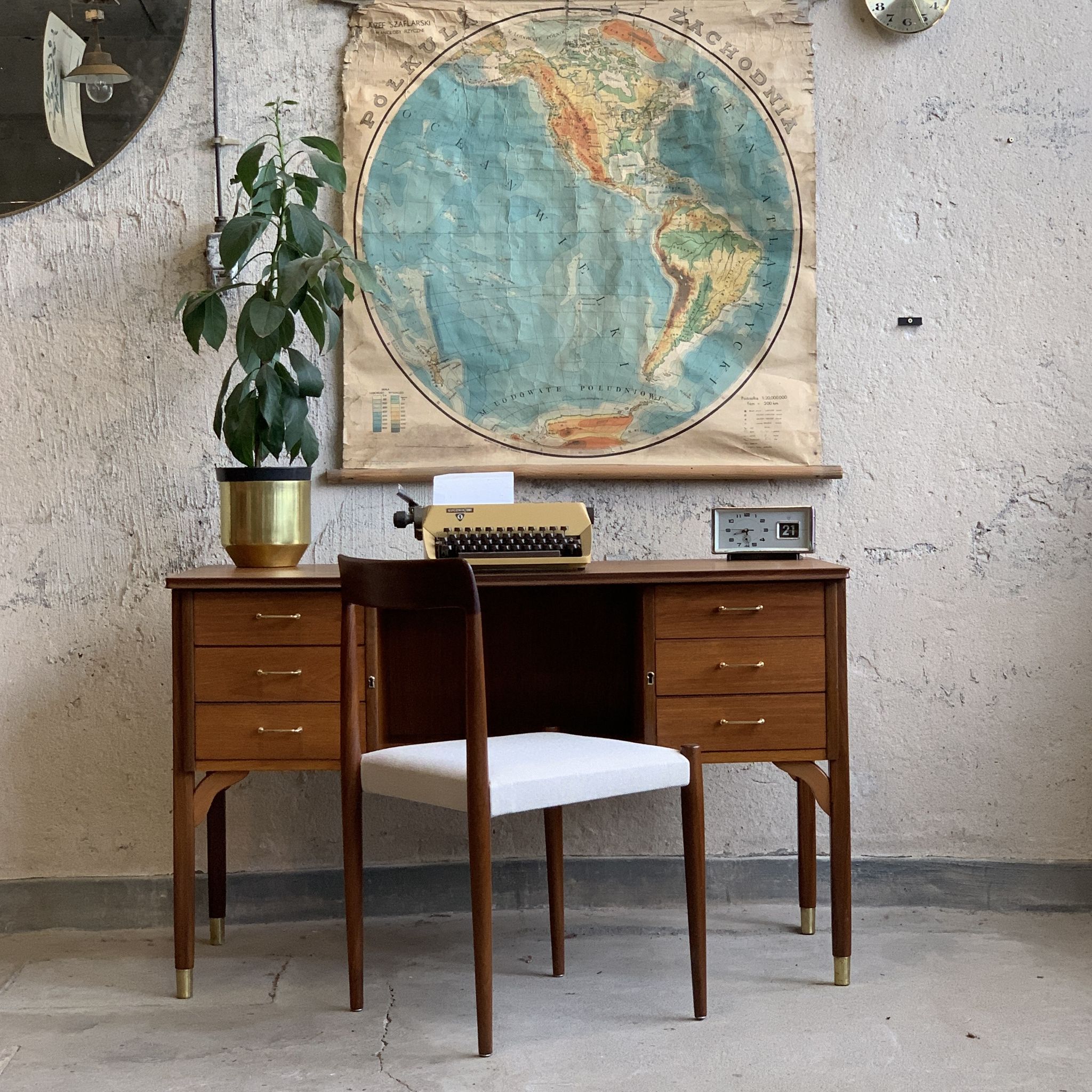 Bureau en teck sur pieds en palissandre, 60s Norvège, vintage