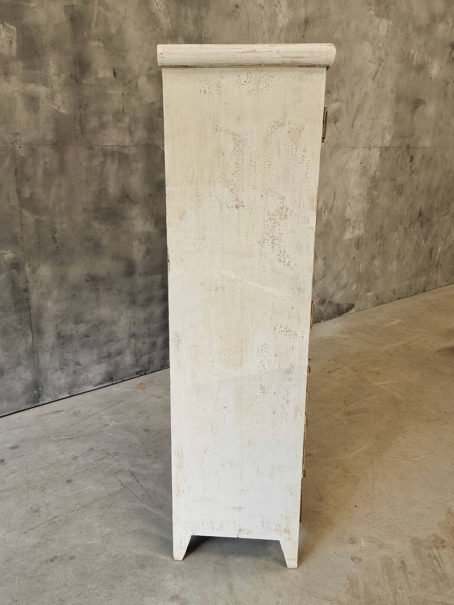 Armoire ancienne française brocante blanche avec tiroirs 83x148 cm