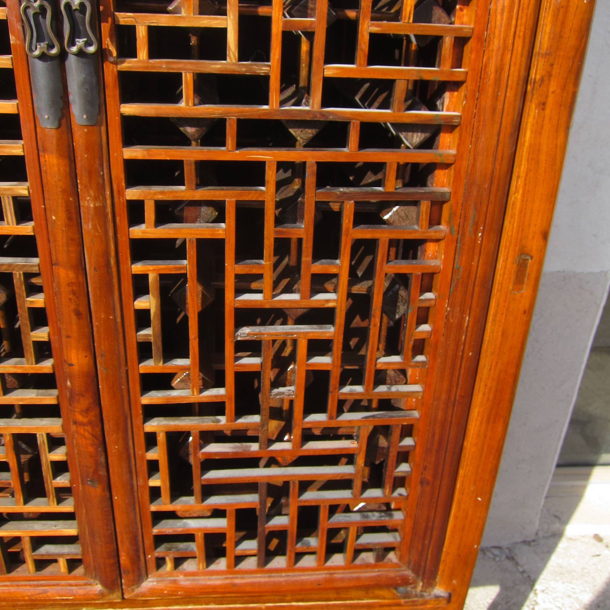 Antique Chinese cabinet - kitchen cabinet