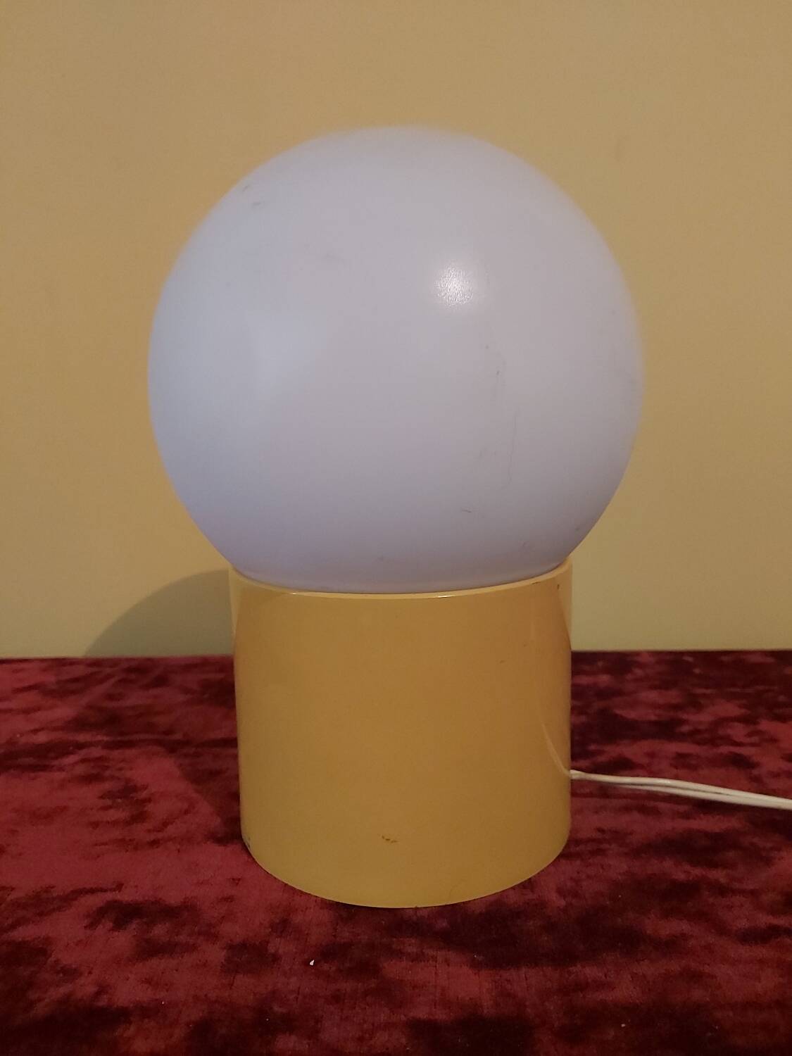80s lamp