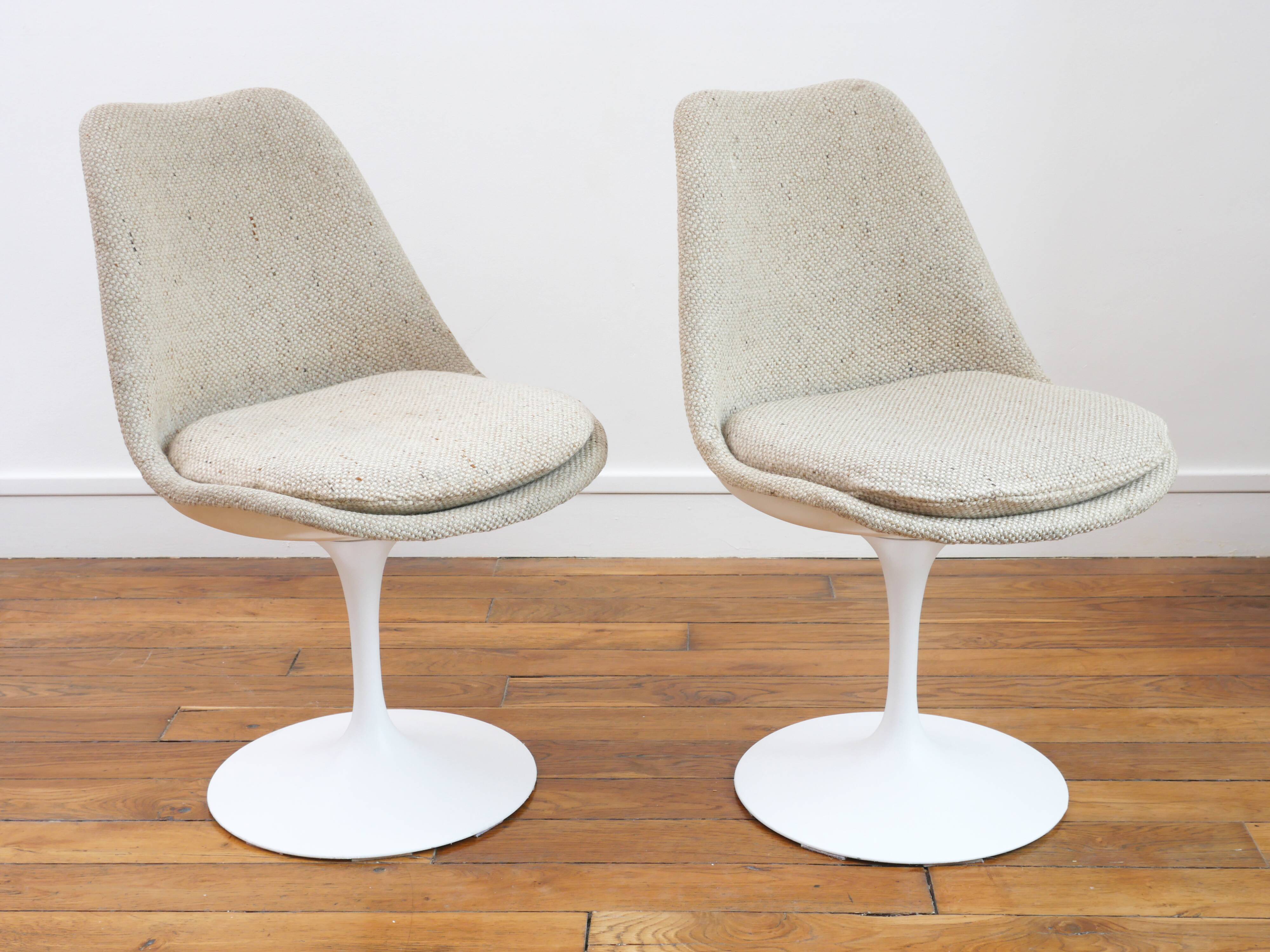 2 Tulip Chairs Knoll