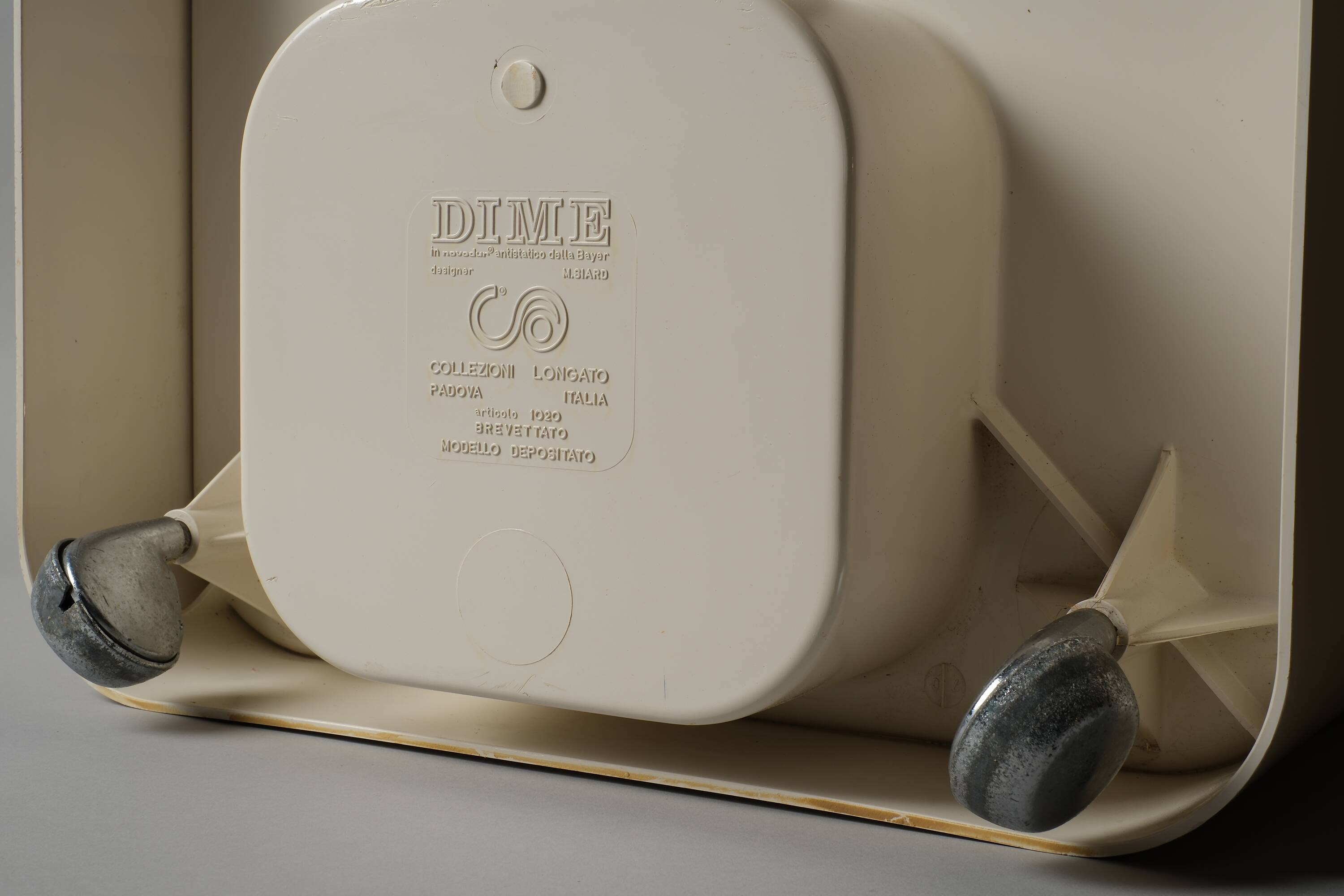 Longato Dime Table by Marcello Siard, Italy, 1970s.