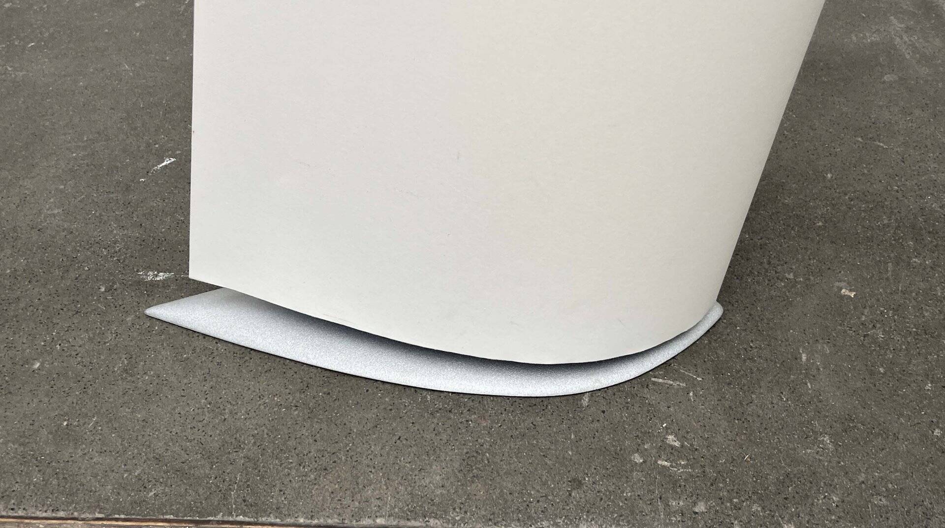 German Postmodern Floor Lamp Vela Sail by A. Engbert and Franz Ringelhan for Rolf Benz, 1990s