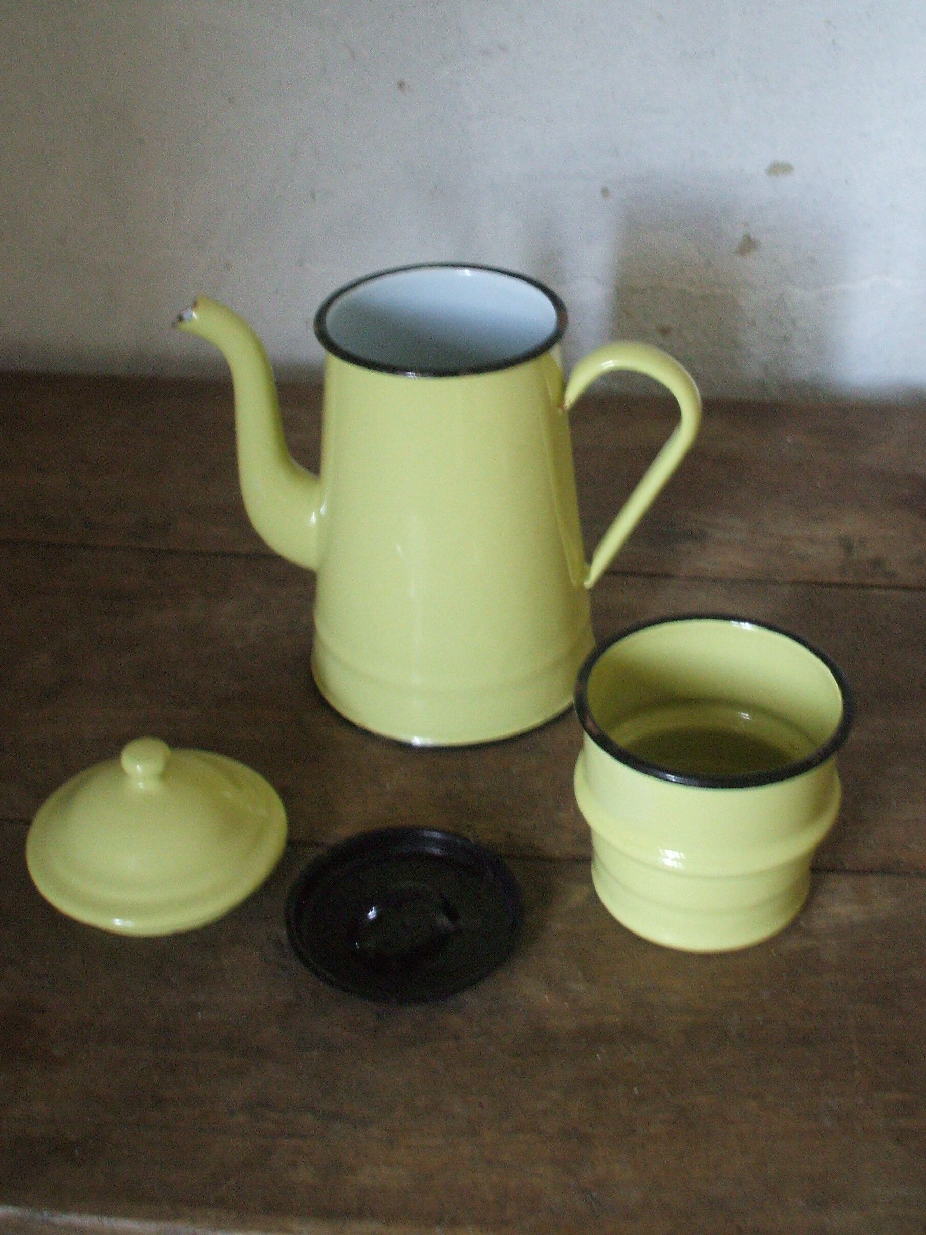 Yellow enamel coffee maker