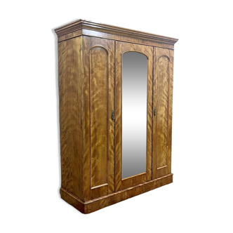 Victorian dressing room of the nineteenth in blond mahogany - removable