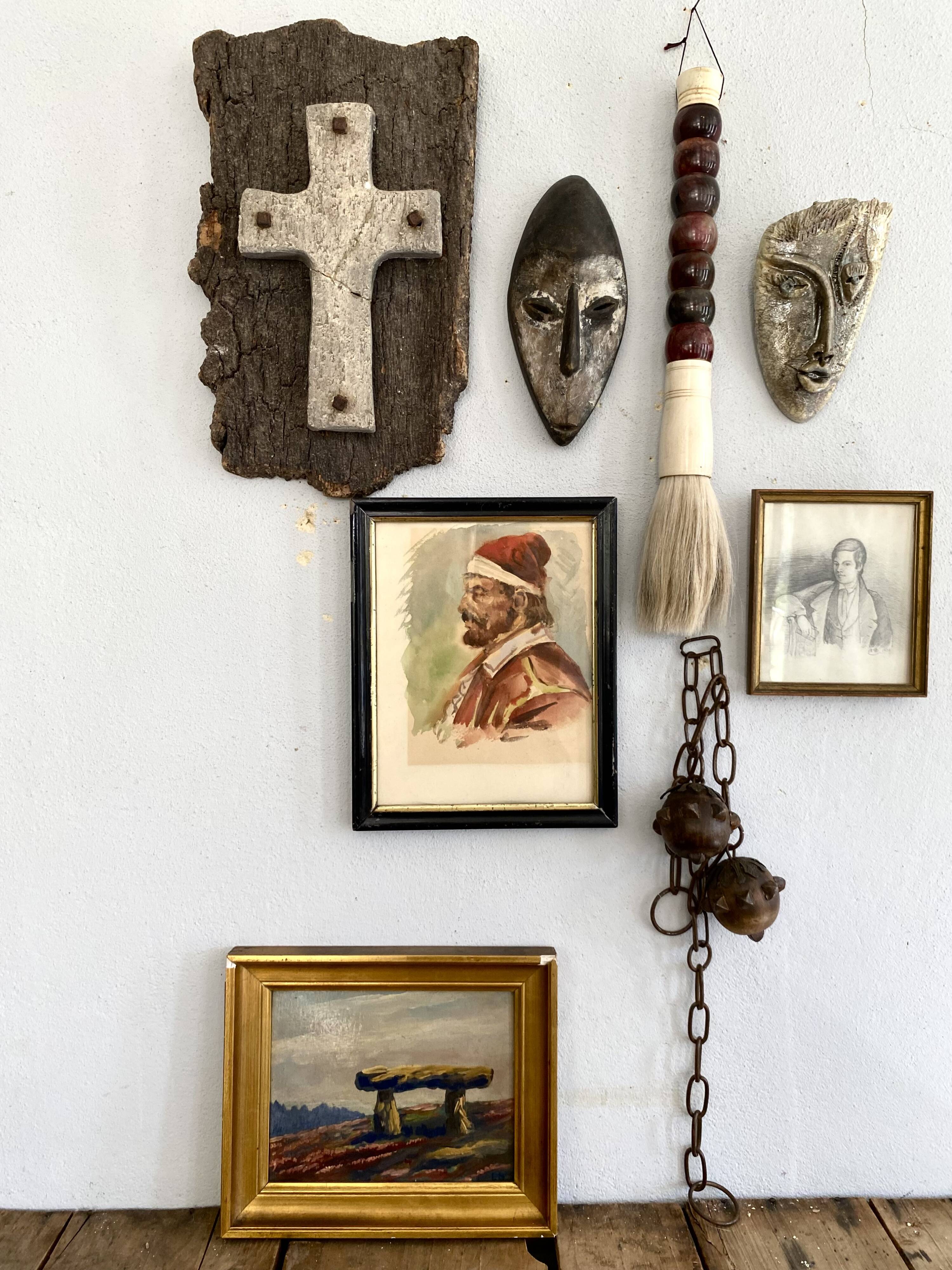 Ceramic wall-mounted head, 1970s