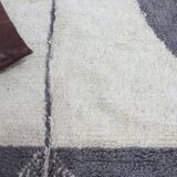 Handmade wool Berber rug 292 X190 CM