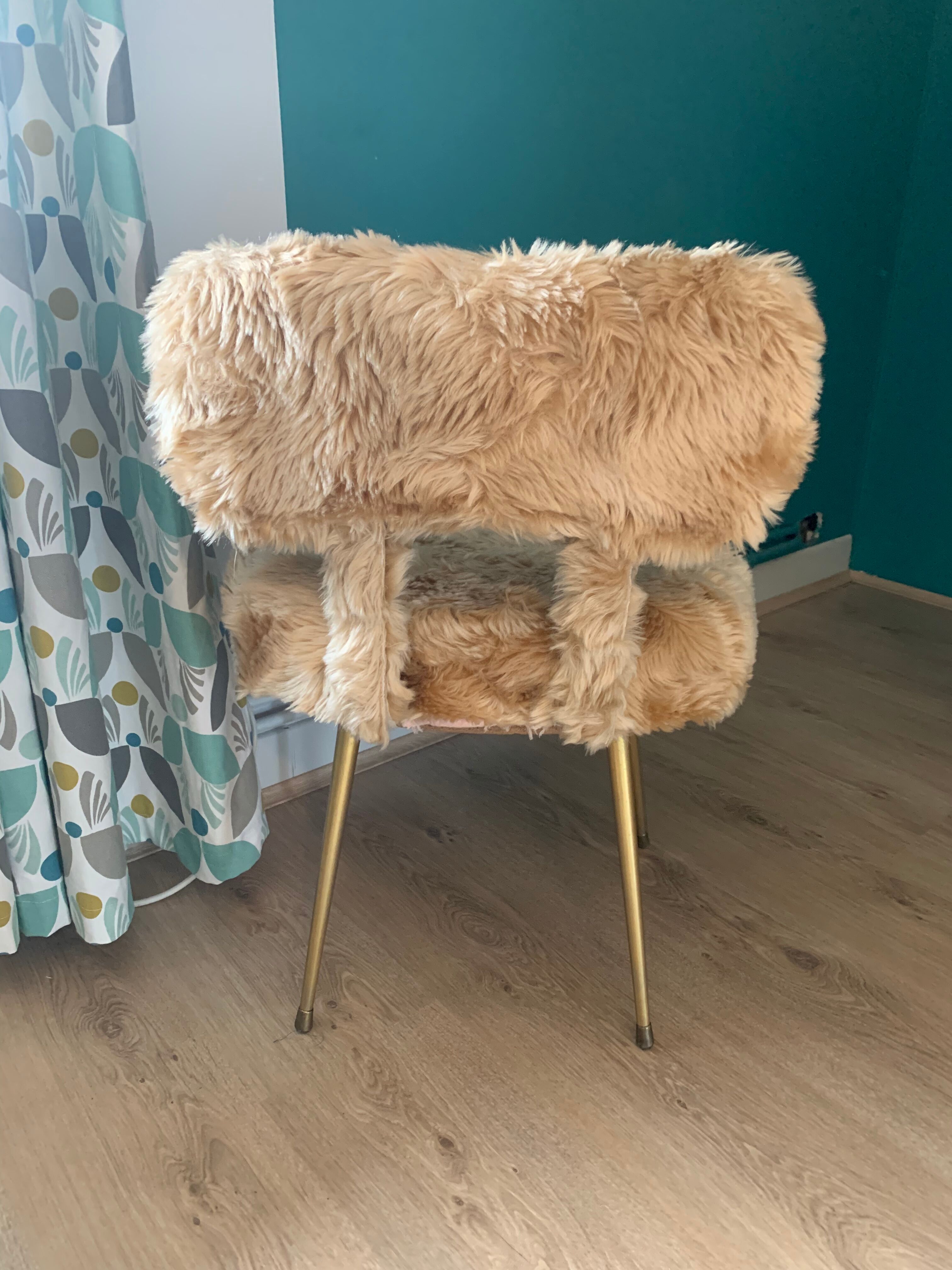 Pelfran Chair