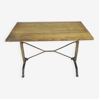 Art Deco bistro table with oak top on cast iron table
