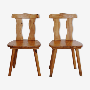 Pair of Scandinavian pine chairs