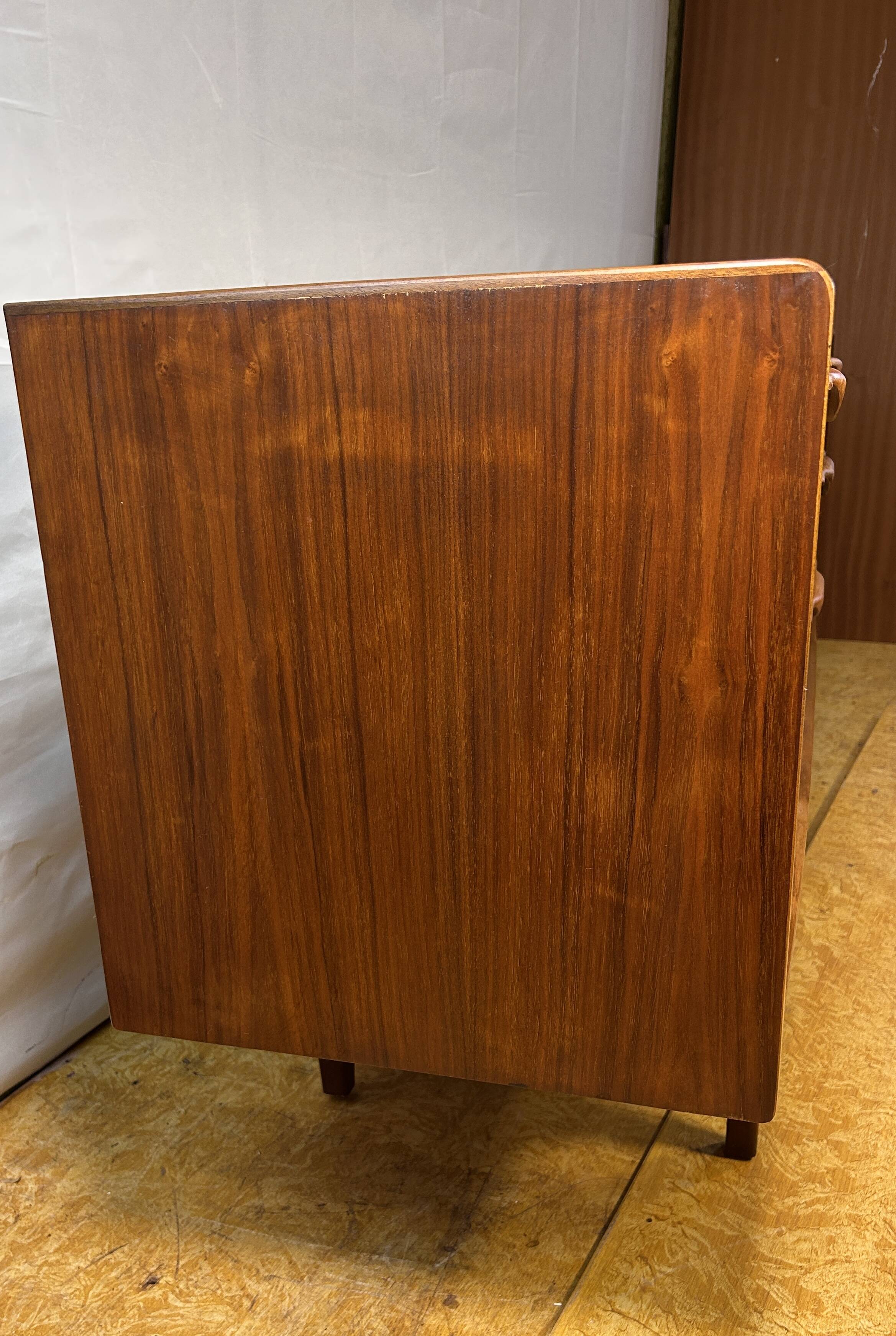 Mid-century retro vintage teak sideboard by Jentique 1960 Danish Design