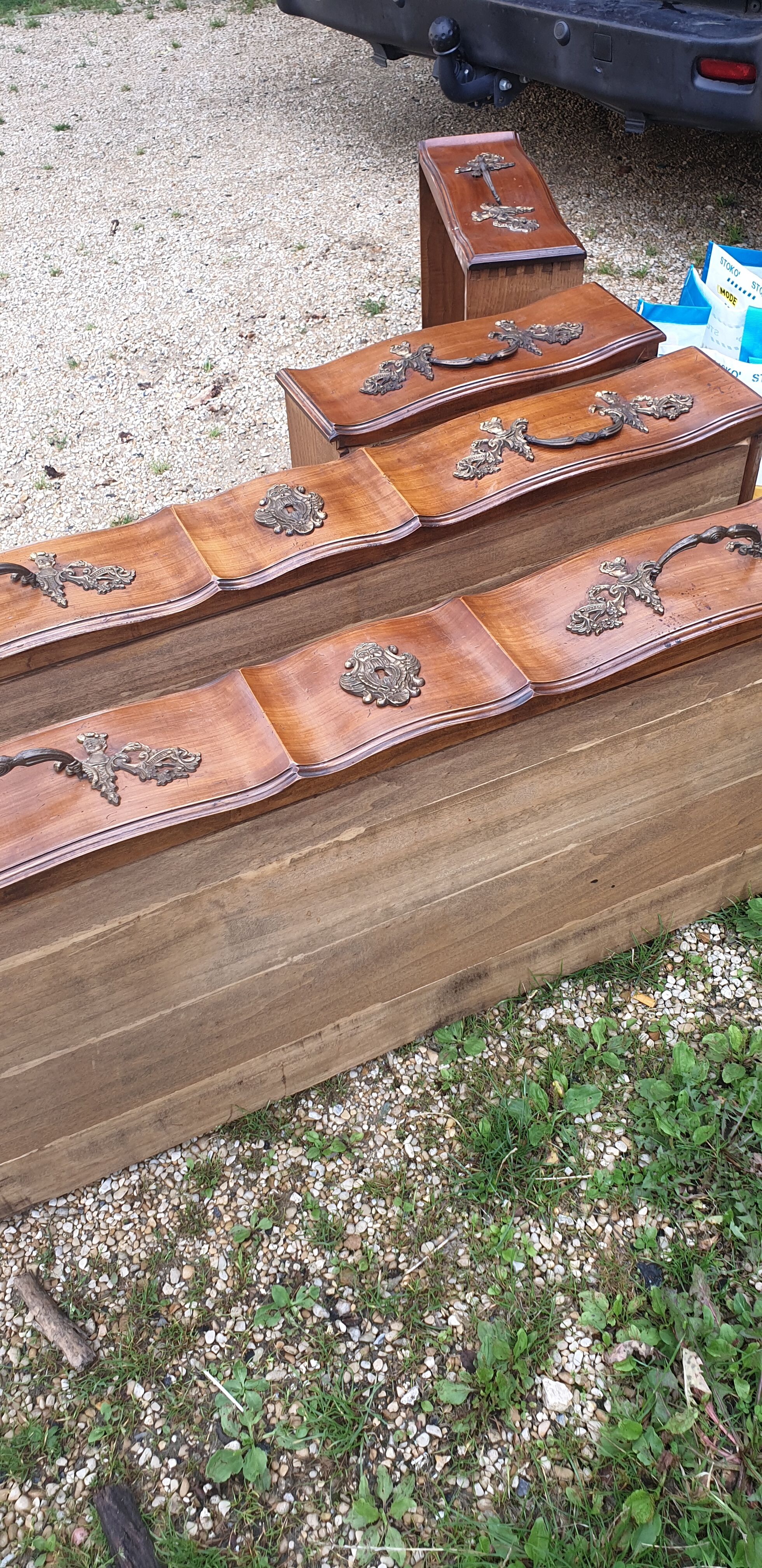 Chest of drawers Louis XV in cherry wood