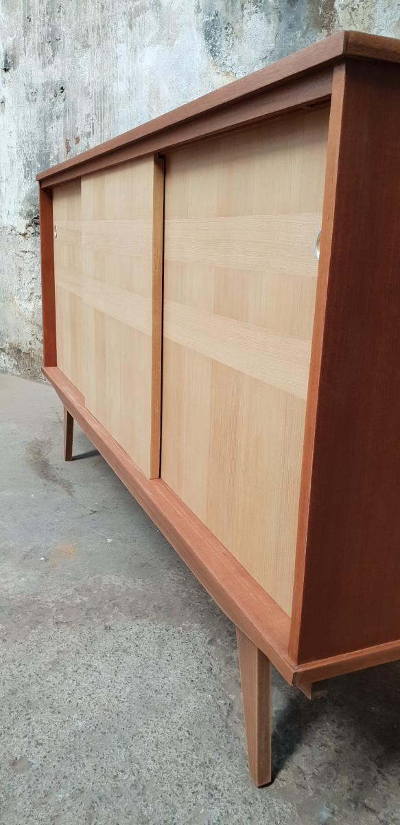 Vintage line with sliding doors