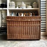 Trunk, chest in woven wicker