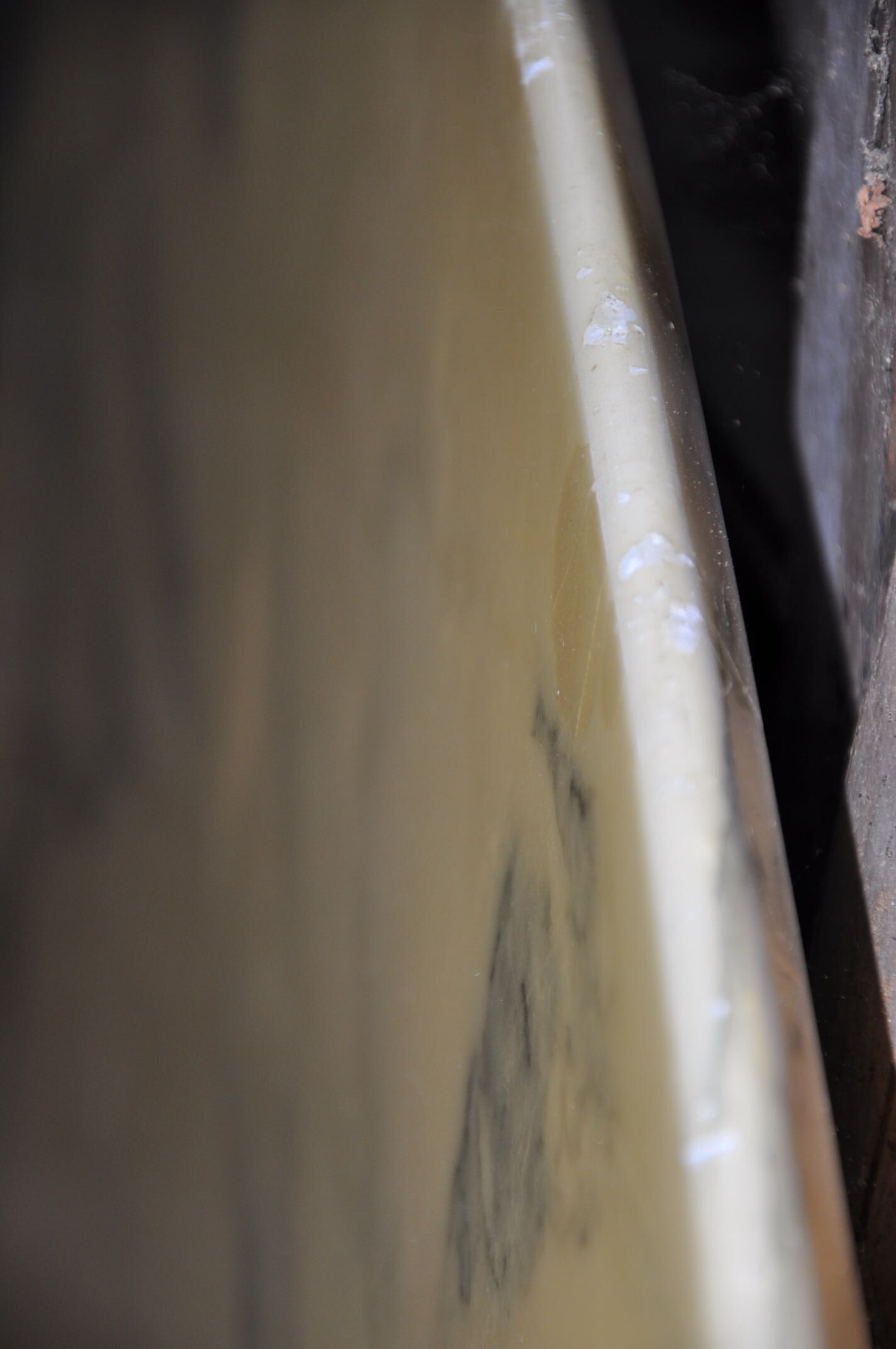 Meal table, oval, marble, 70