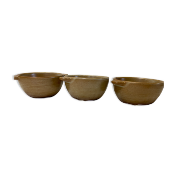 Set of 3 stoneware bowls