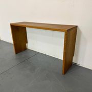 Magnifique banc d'entrée minimaliste en bois, de belle facture, années 1970