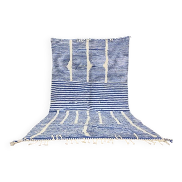 Authentic traditional handmade pure wool rug size 150/250 cm.