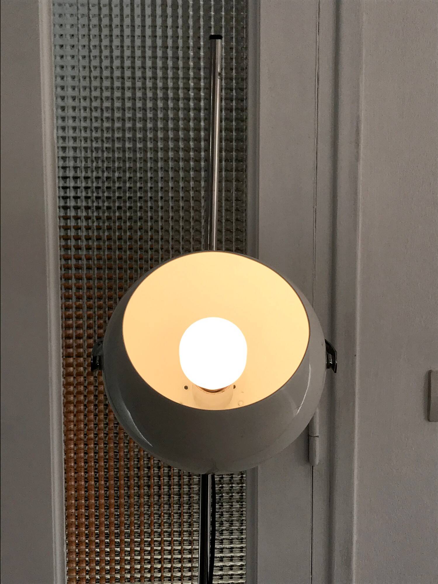 Vintage 70s eyeball floor lamp