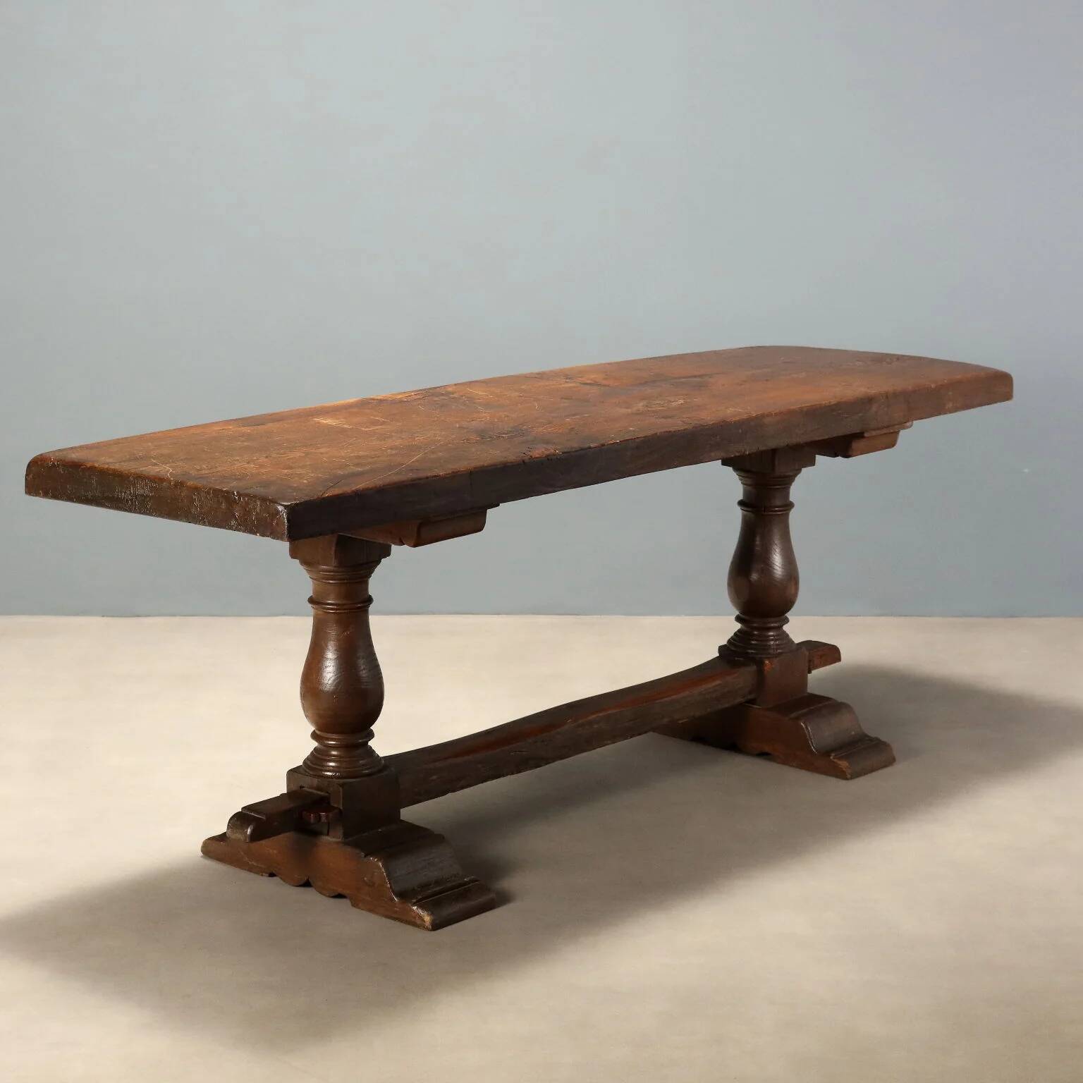 Table en châtaignier fin XIXe siècle
